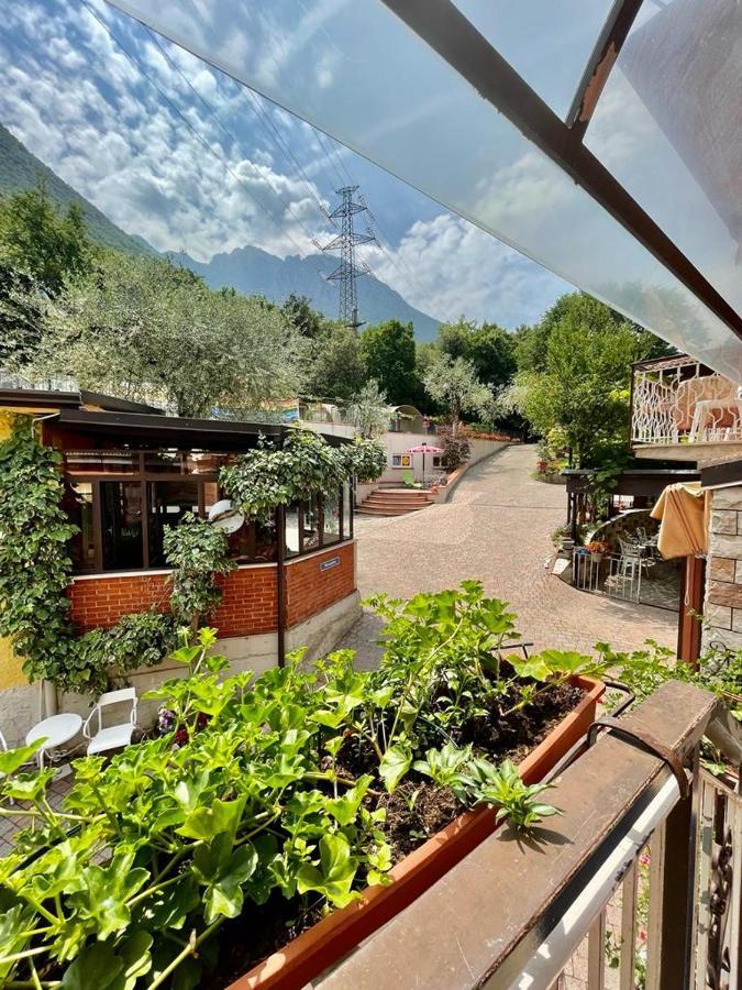 Hotel Baitone - Nature Village Malcesine Exterior foto